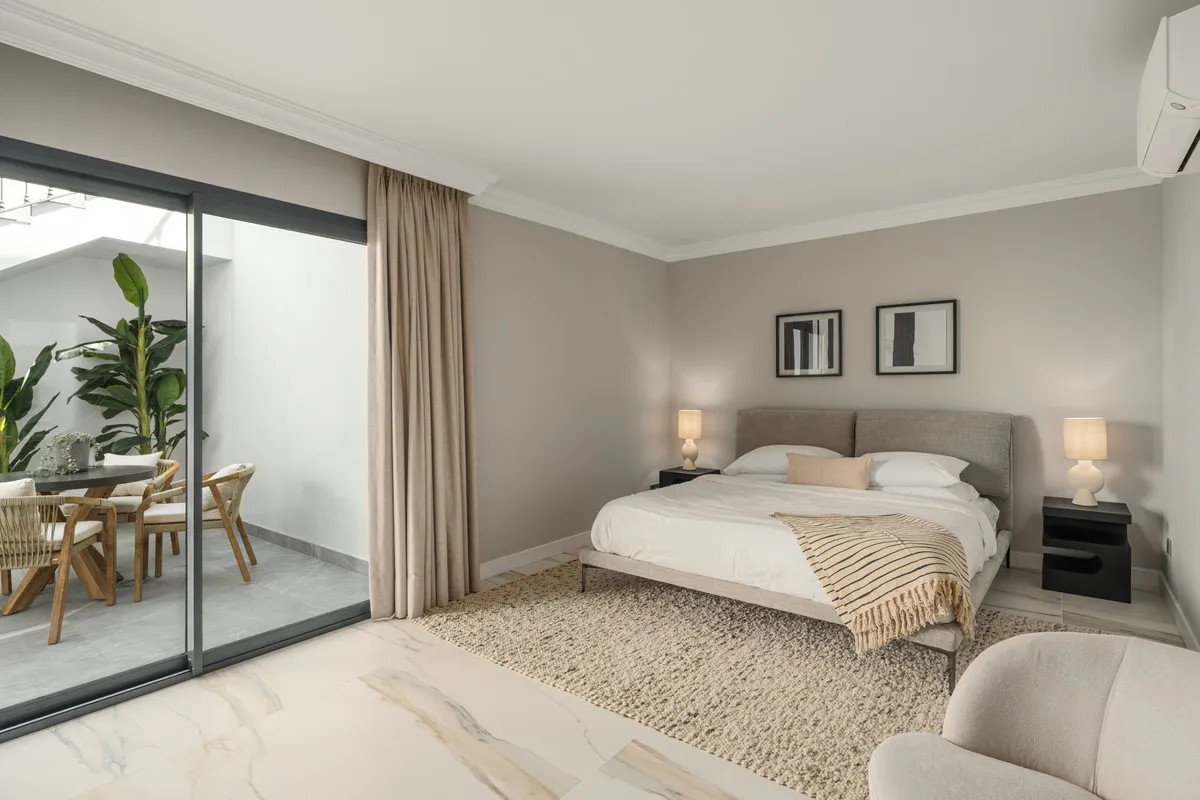 2570b243-a87d-4244-aed2-fffcdcccea52