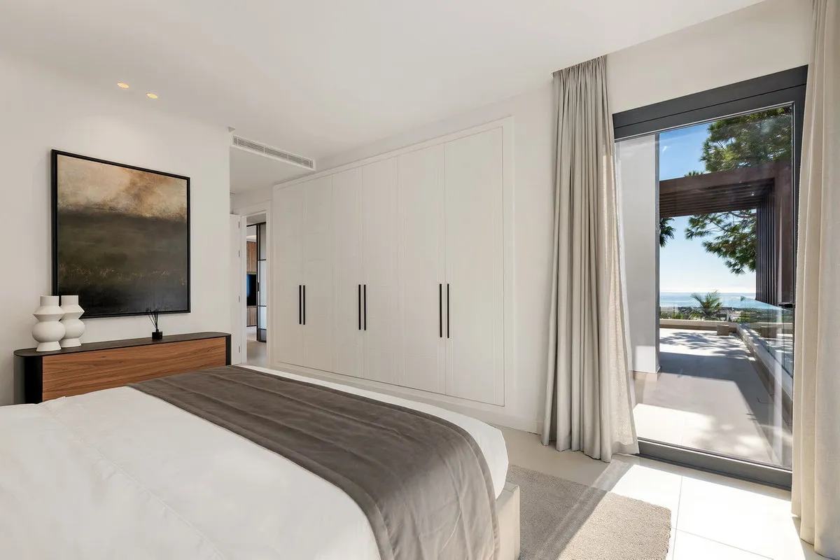 0eeea03e-319f-4b1c-91de-4cc80e4dea93