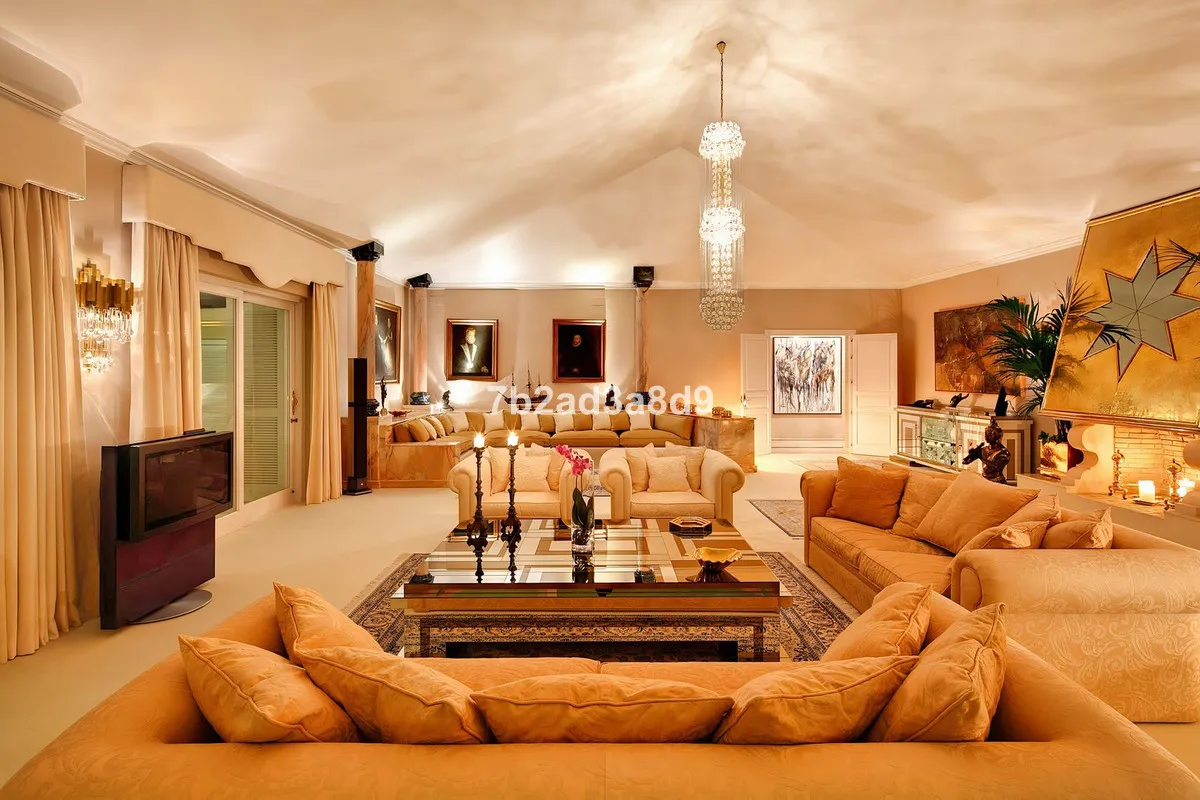 a74c6140-95a1-400c-bb9f-fada3ff89cdf