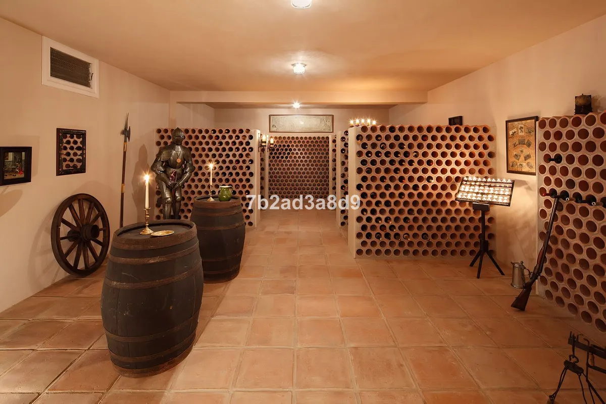 d079df5b-d930-4980-bc50-456294ec128a