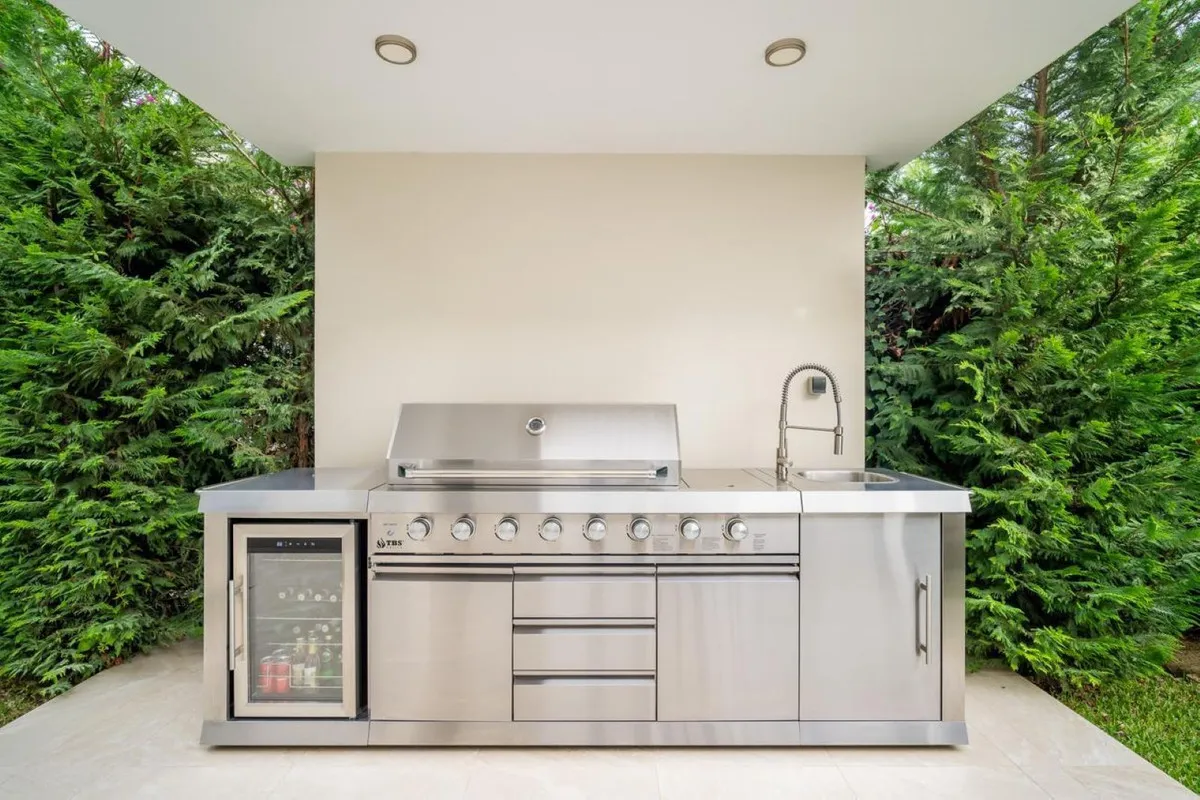 a25d9a70-082f-4369-859f-38bab722ad58