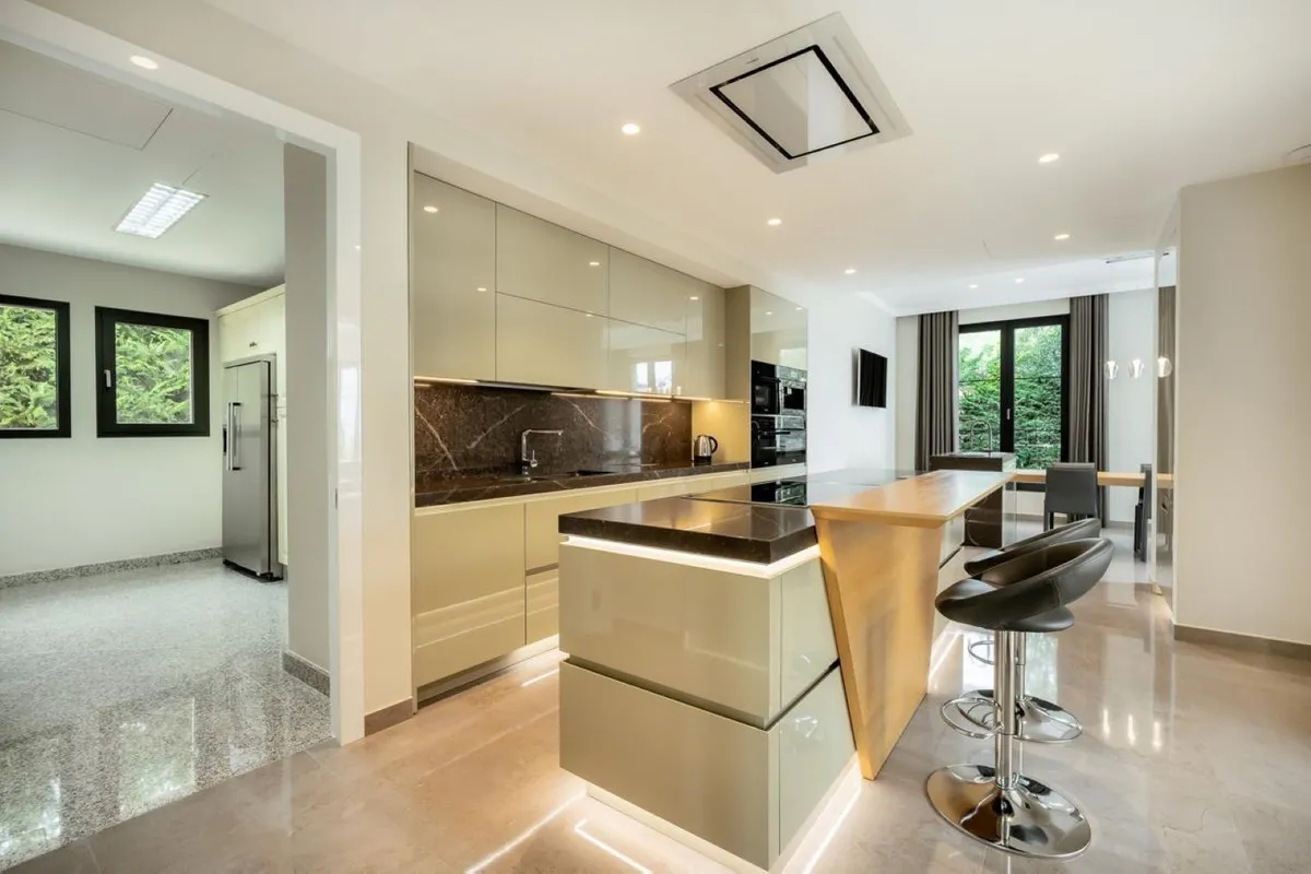 b8252fea-372d-4885-a6b1-50ebe4dd0066