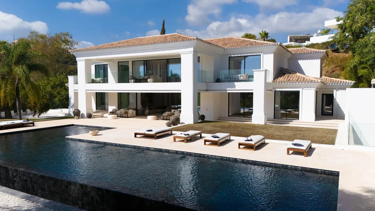 Luxurious Villa in Exclusive Benahavís Enclave