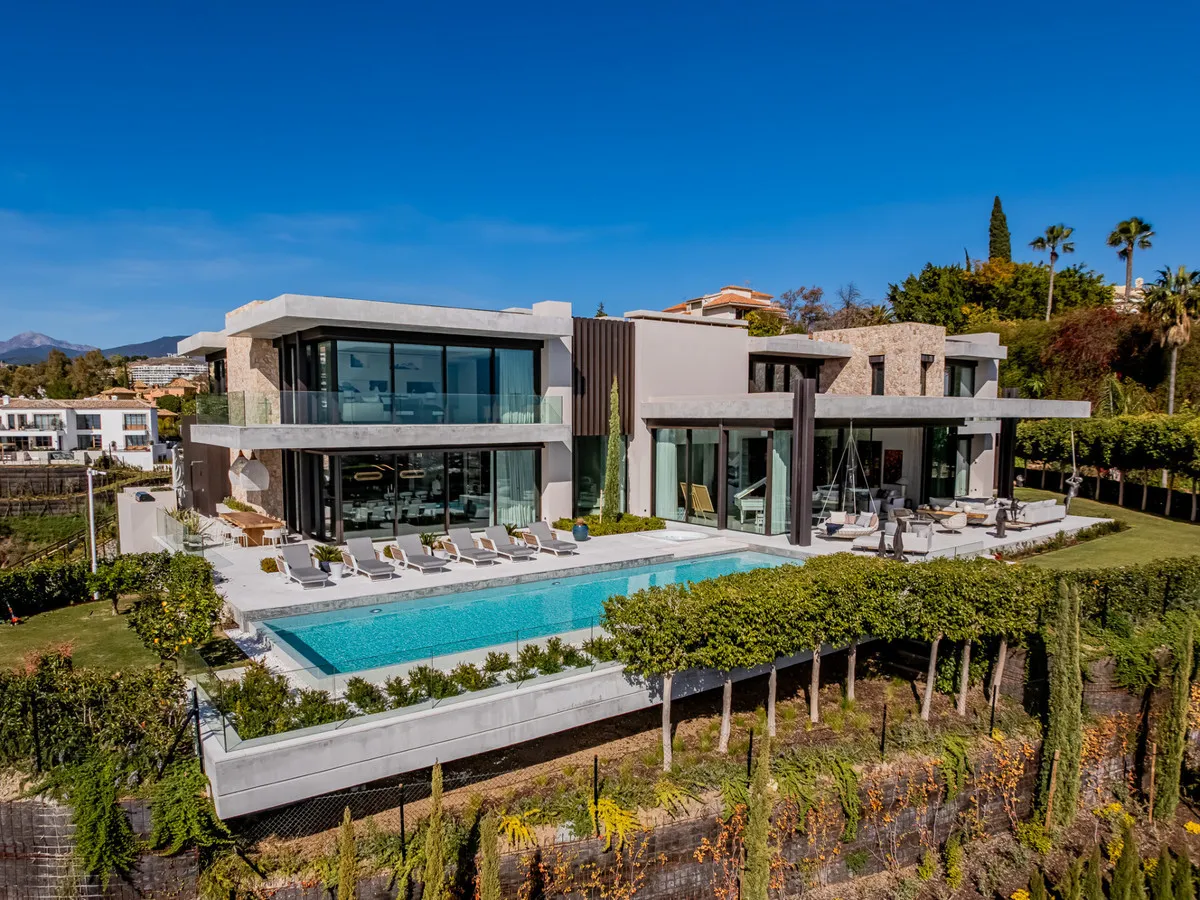 Exquisite Modern Villa in La Quinta, Costa del Sol