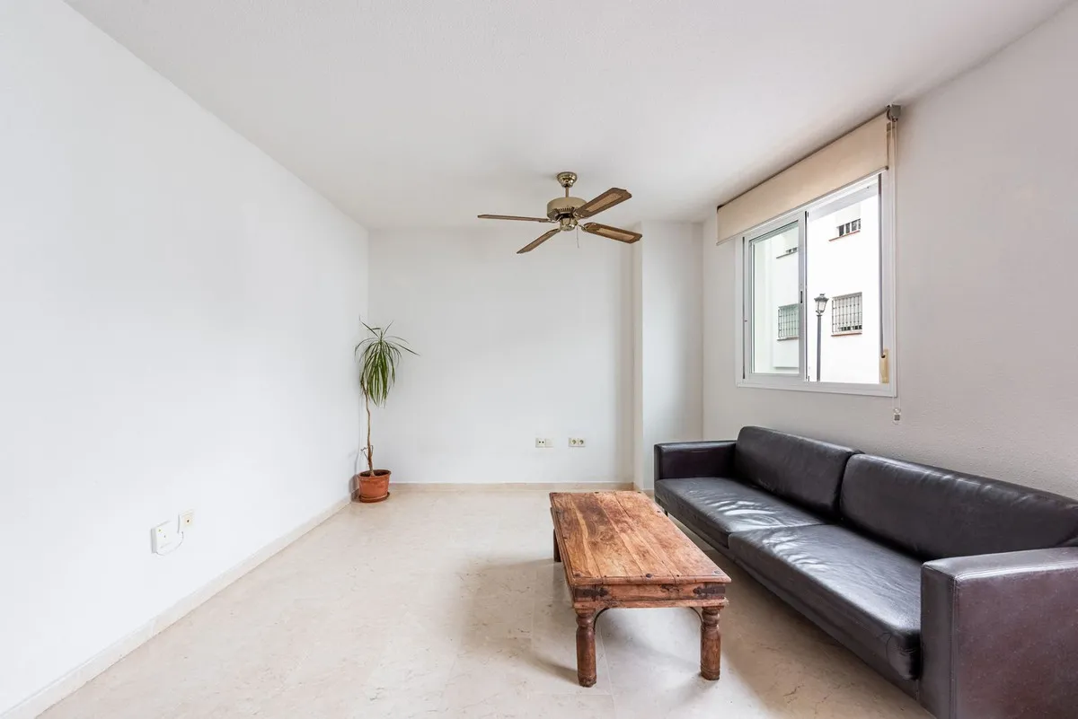 e43aa095-8e42-47d6-8348-c6247a017f36