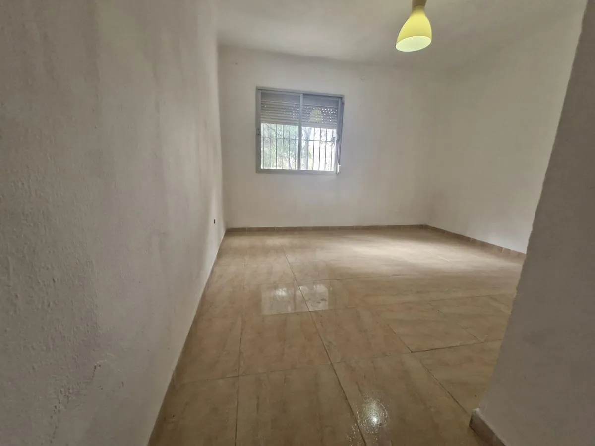 2829b19e-25f3-4d8b-91f7-f487d973ebb6