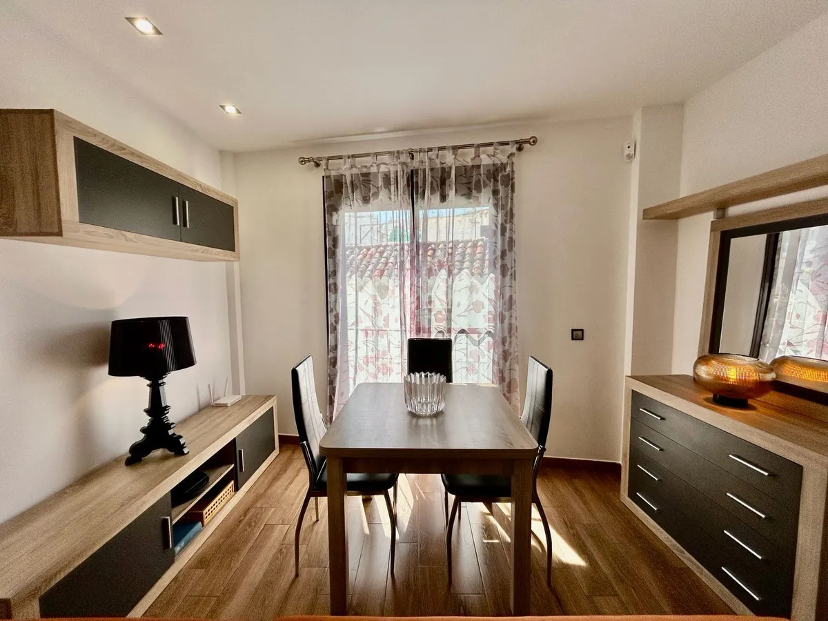 2ae7060c-76f9-456a-a177-0f8cab50112d