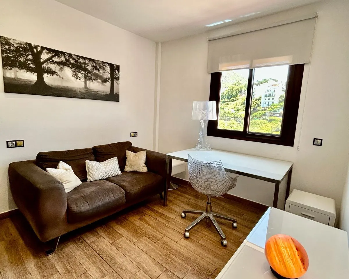 47eaa252-7cc2-4b52-a288-9315c40ae230