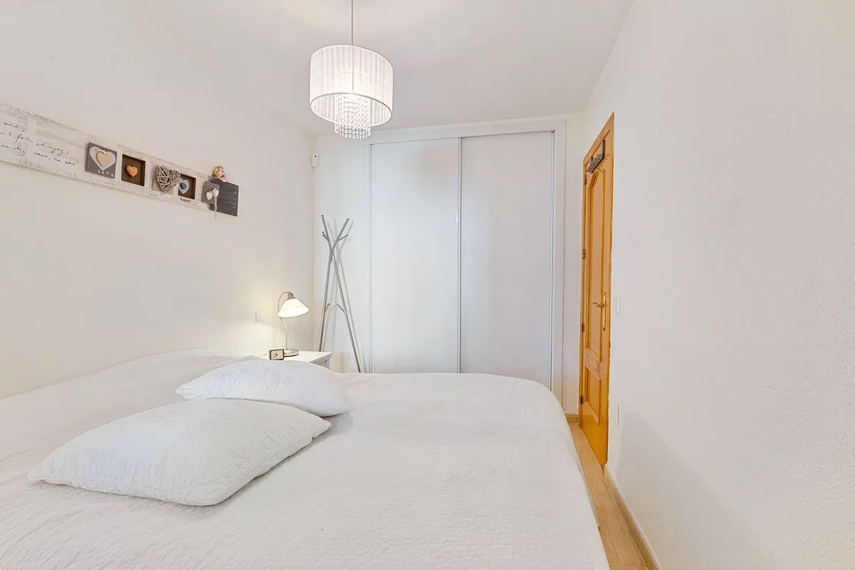 e7ed0af4-5e1e-4f5c-9ab1-52e4603ad371