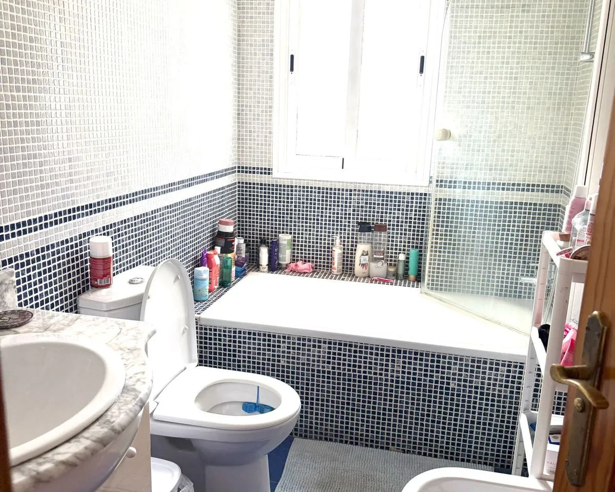 494fb68e-c5d4-455a-9083-592e8aea0674