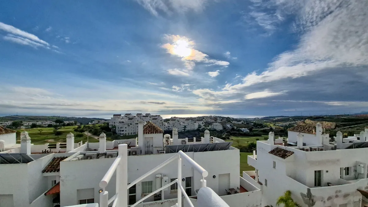 Serene Estepona Golf View Apartment