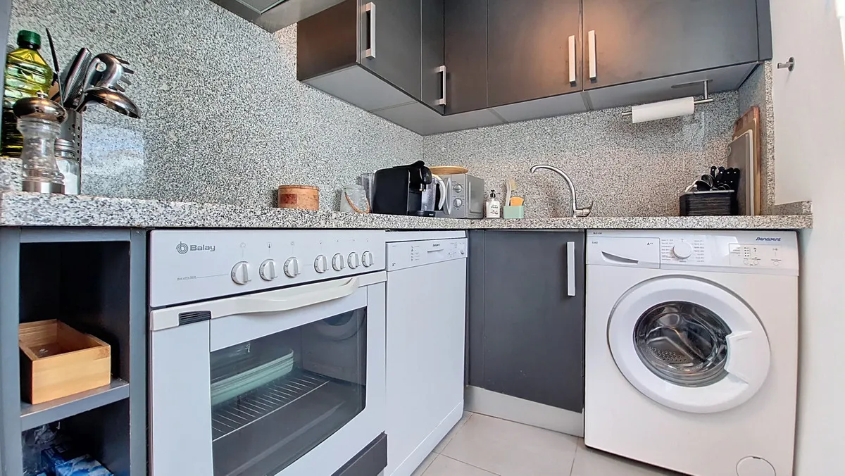 eae99e0e-668f-4533-9e4d-8a4197fdd743