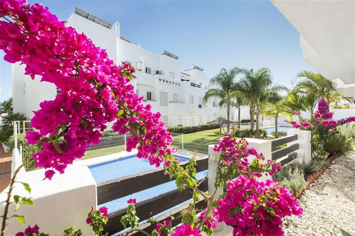 f2faba32-d879-437d-8454-a1df76e87599