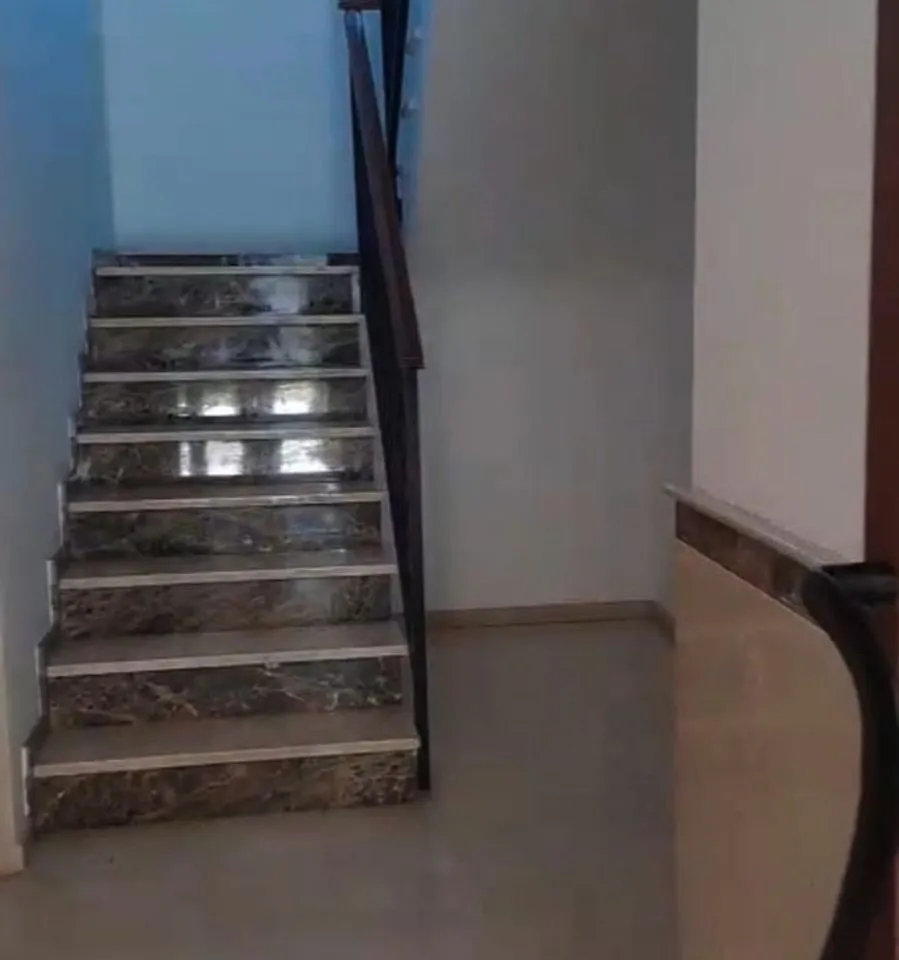 73fe050b-488f-44b2-903c-b67a34578875