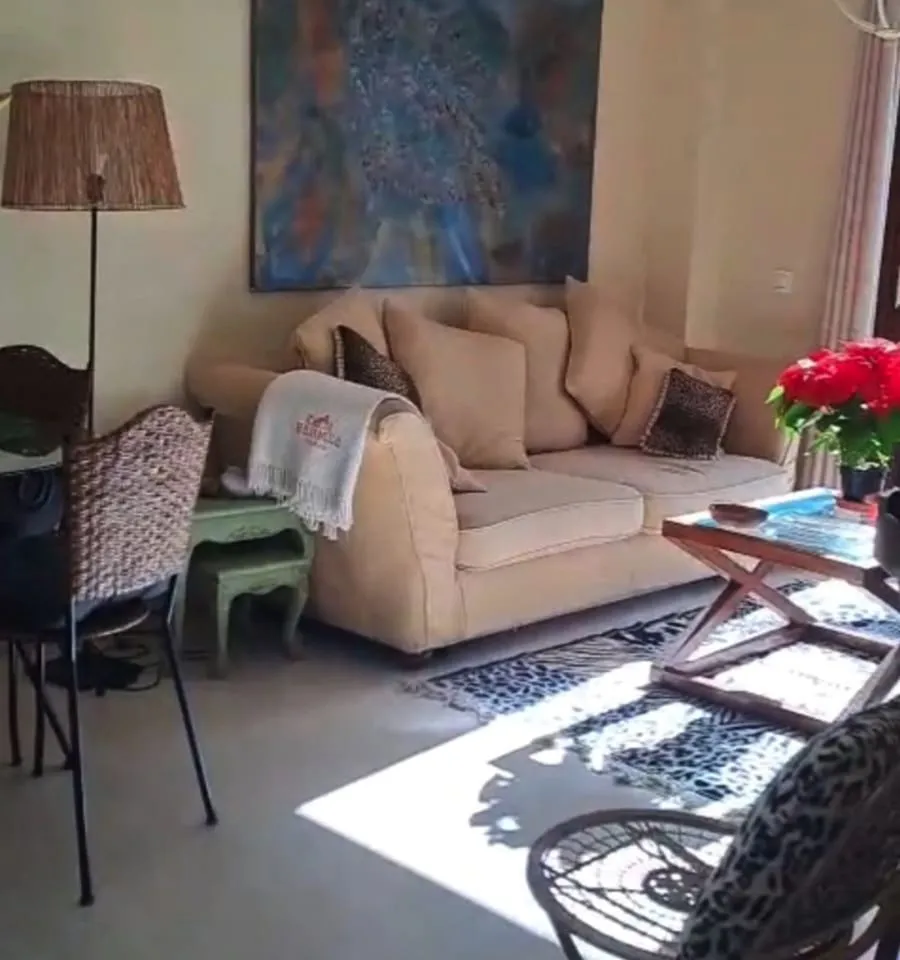 96e08a71-2b93-41aa-8a03-a1dbab4e86d2