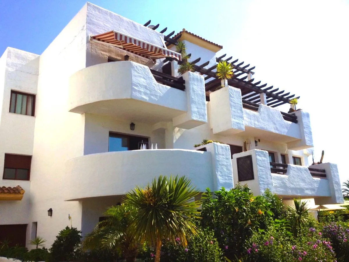 Charming Beachfront Apartment in Costalita, Estepona