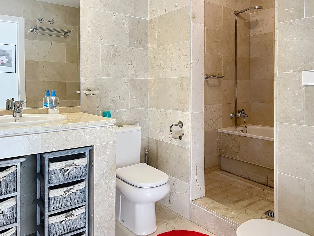 4fdc716f-2e6a-43d9-accb-b2bad4645ce8