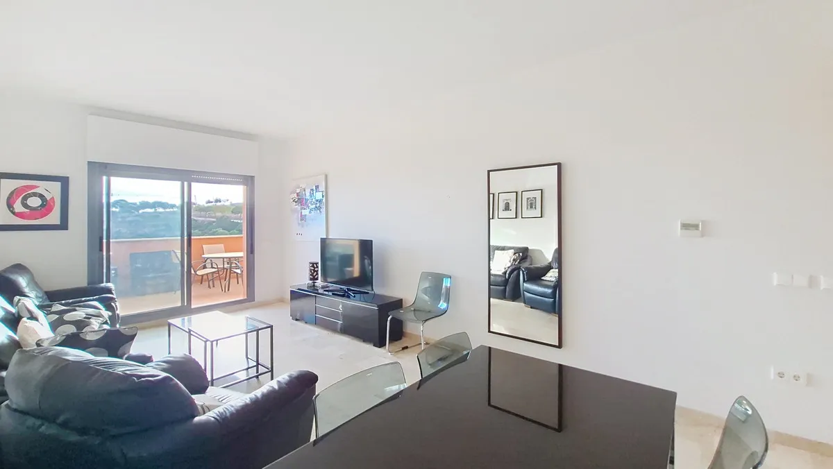 56fdbe11-4052-4b07-bc7b-75be283866d2