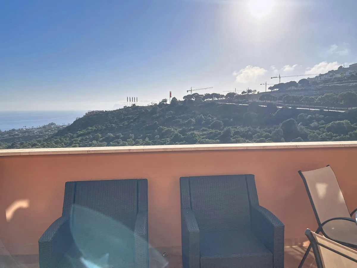 e3a5718d-cfe9-44a8-bdfb-361d07624c85