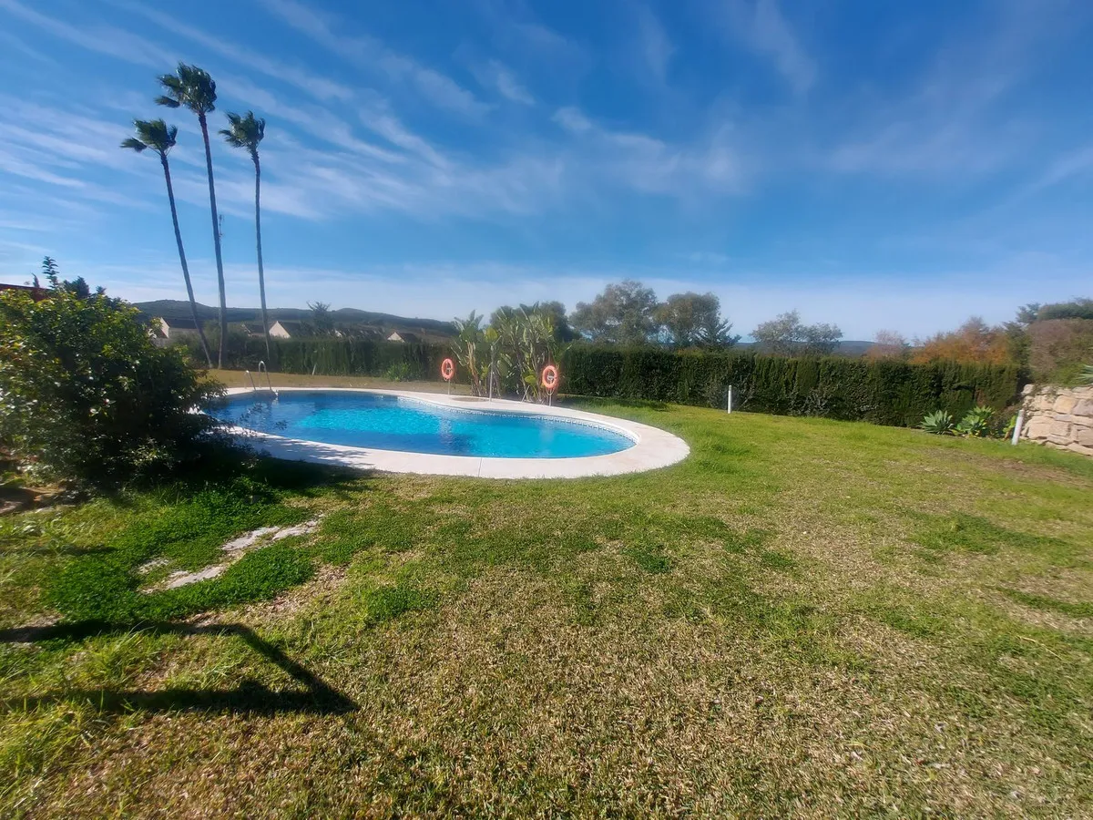 370b93ea-9218-44d8-af05-f24654c6132f