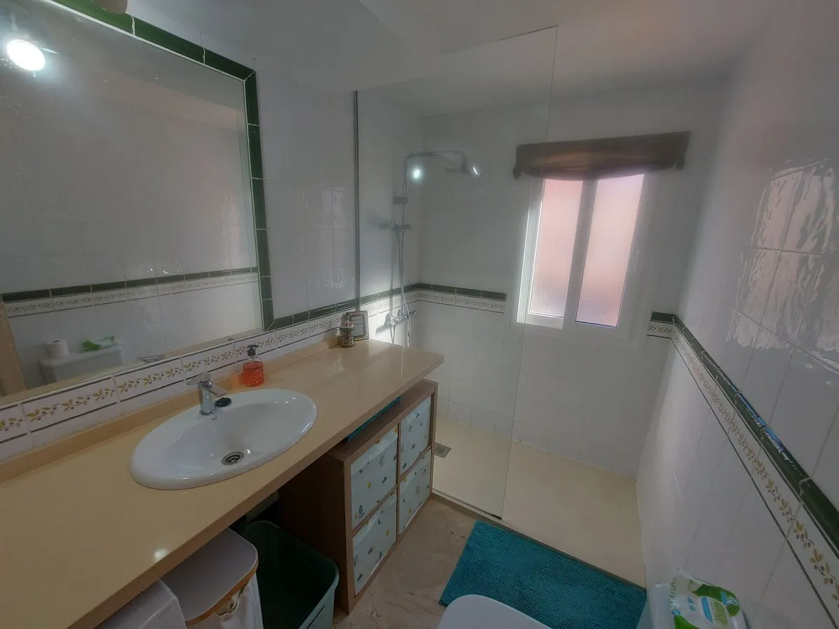 5355399f-c90a-415a-8497-7ea74d7c7bc6