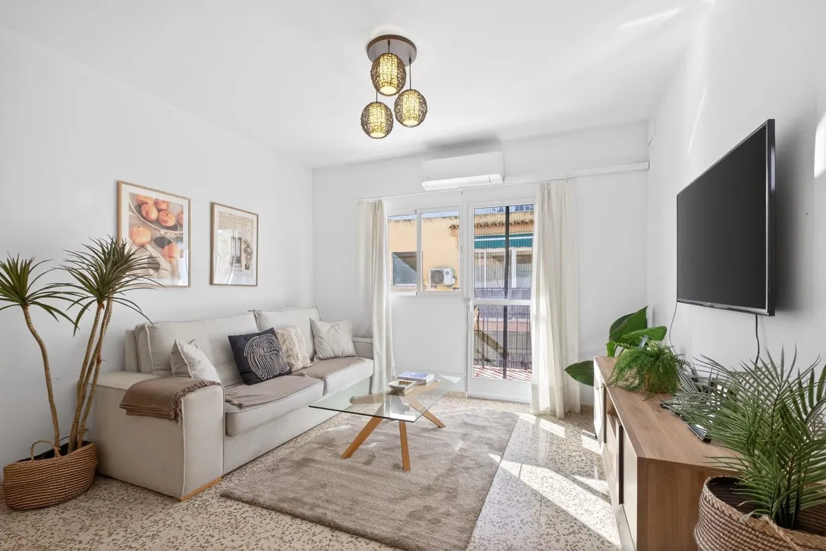 Bright 3-Bedroom Apartment with Tourist License in Fuengirola