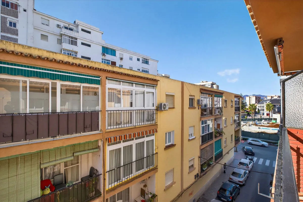 4ba974da-6afb-4a3e-a827-27dd835e0226