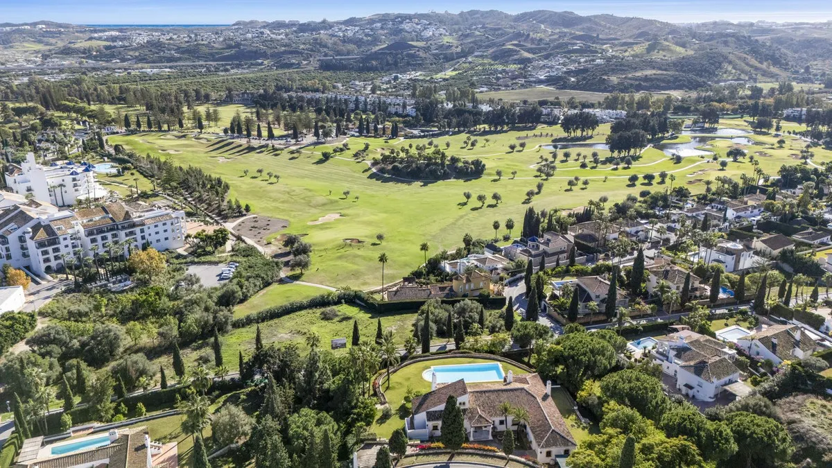 fc692a47-3fbb-4868-9bb7-692acde88945