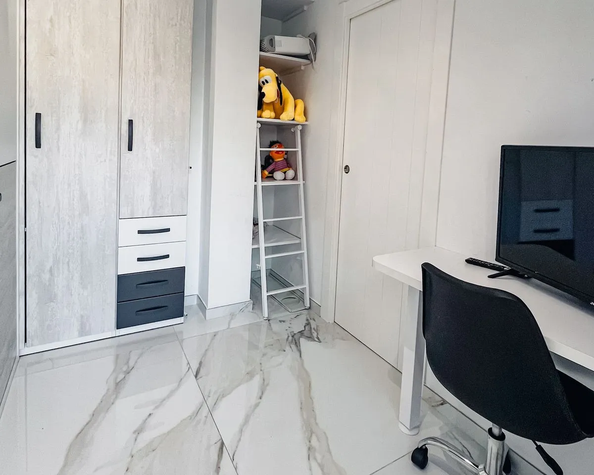 1a562540-ab83-480b-9a7f-3d62bd9fc18f