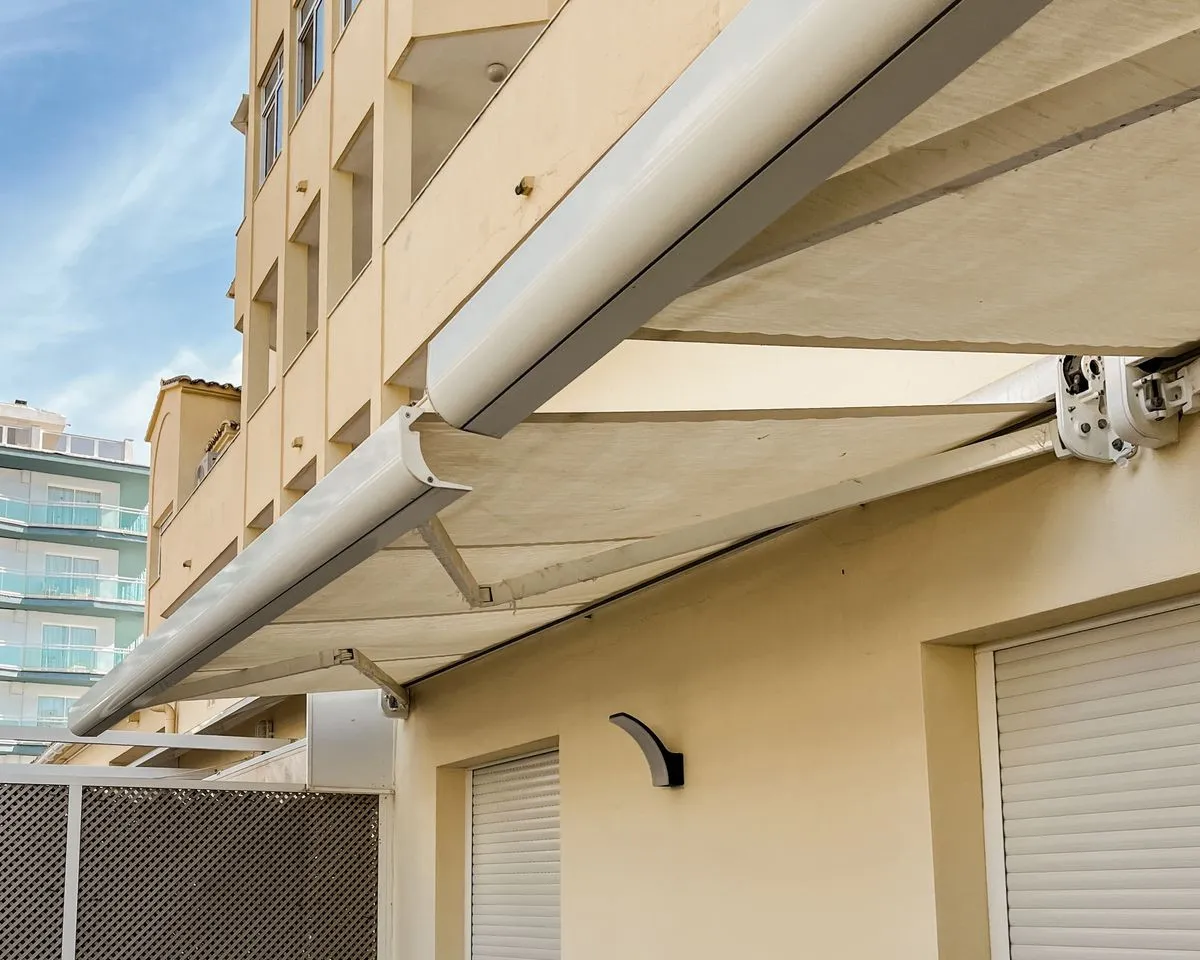 3b7043c9-e7d3-4786-aeb8-07a1a3c4f892