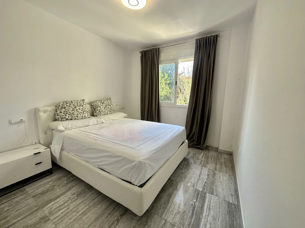 15bb2e8b-d0ec-412a-b30d-4fb4b0f9086e