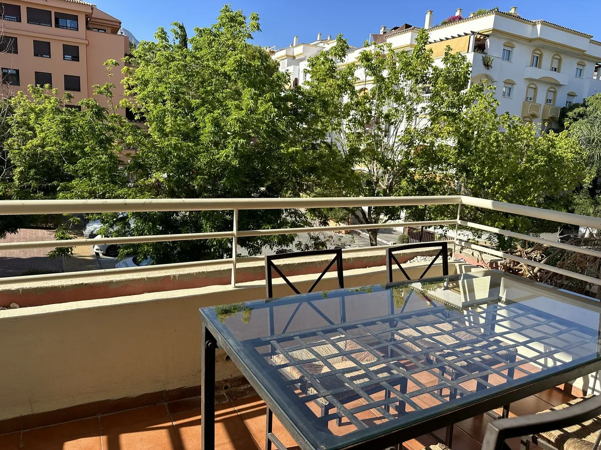 42475461-2cb7-4dcc-84de-2404fe92d8a9