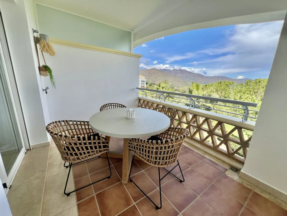 06f480ef-5059-4194-8abf-2bb2cfcafd3b