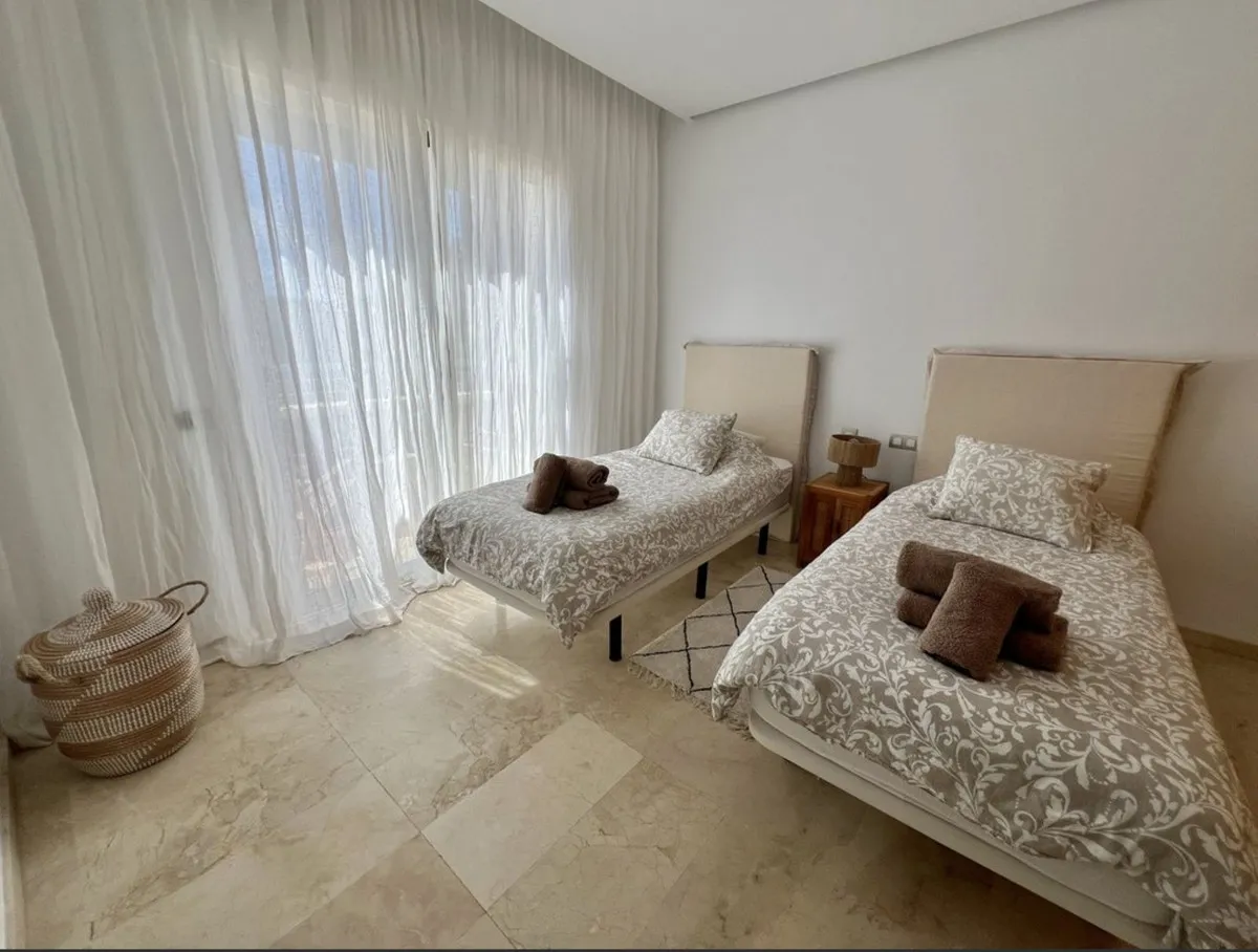 56dd7560-9170-4638-b4e3-303691b177c2