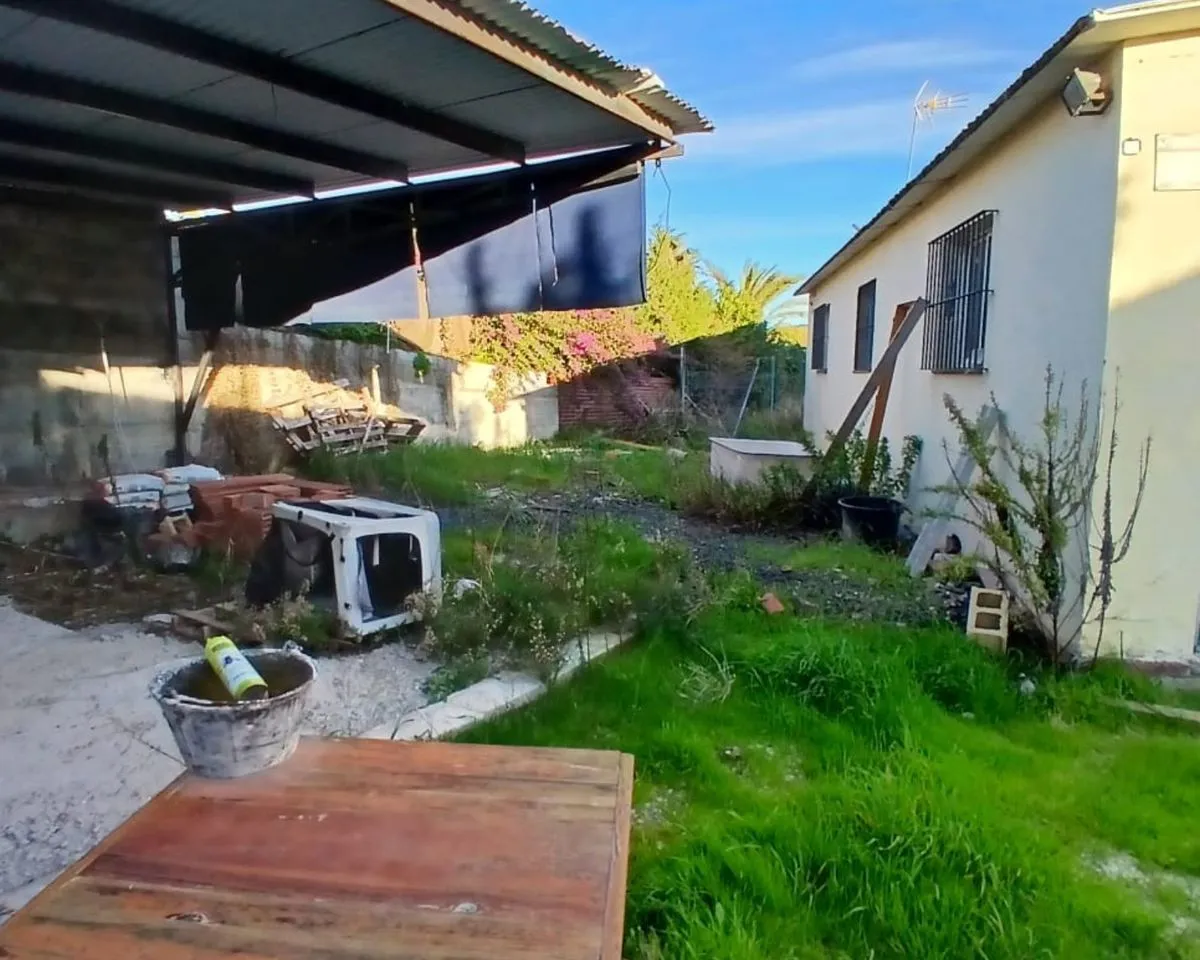 8d512498-b8a9-4521-924b-2c5288f799ad