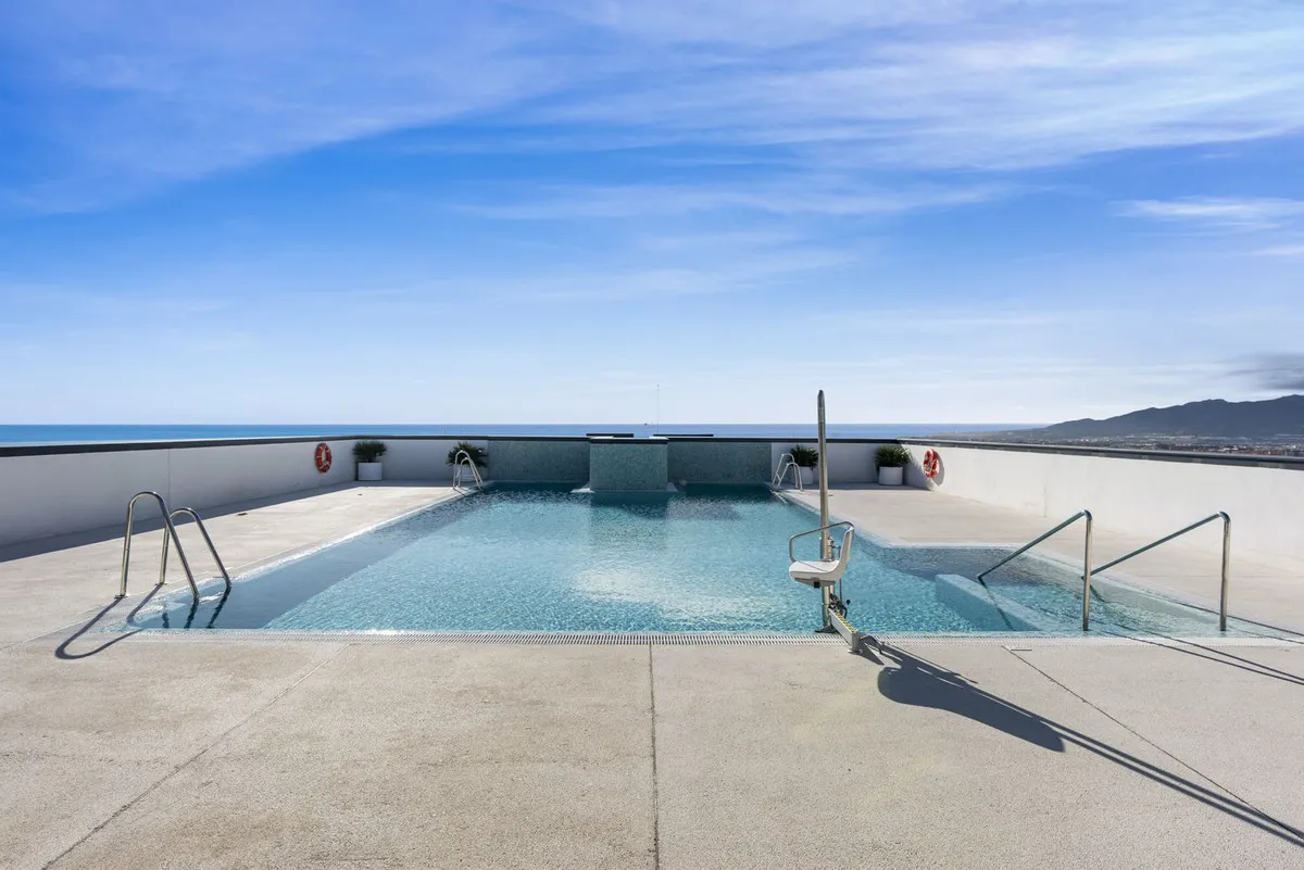 1700fe6c-16b9-44f3-add5-791a32d1f077