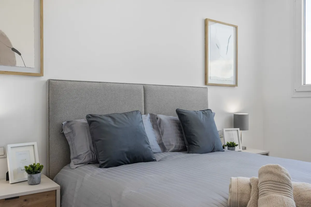 c2944624-b9dd-42af-bd74-87a04f71e866