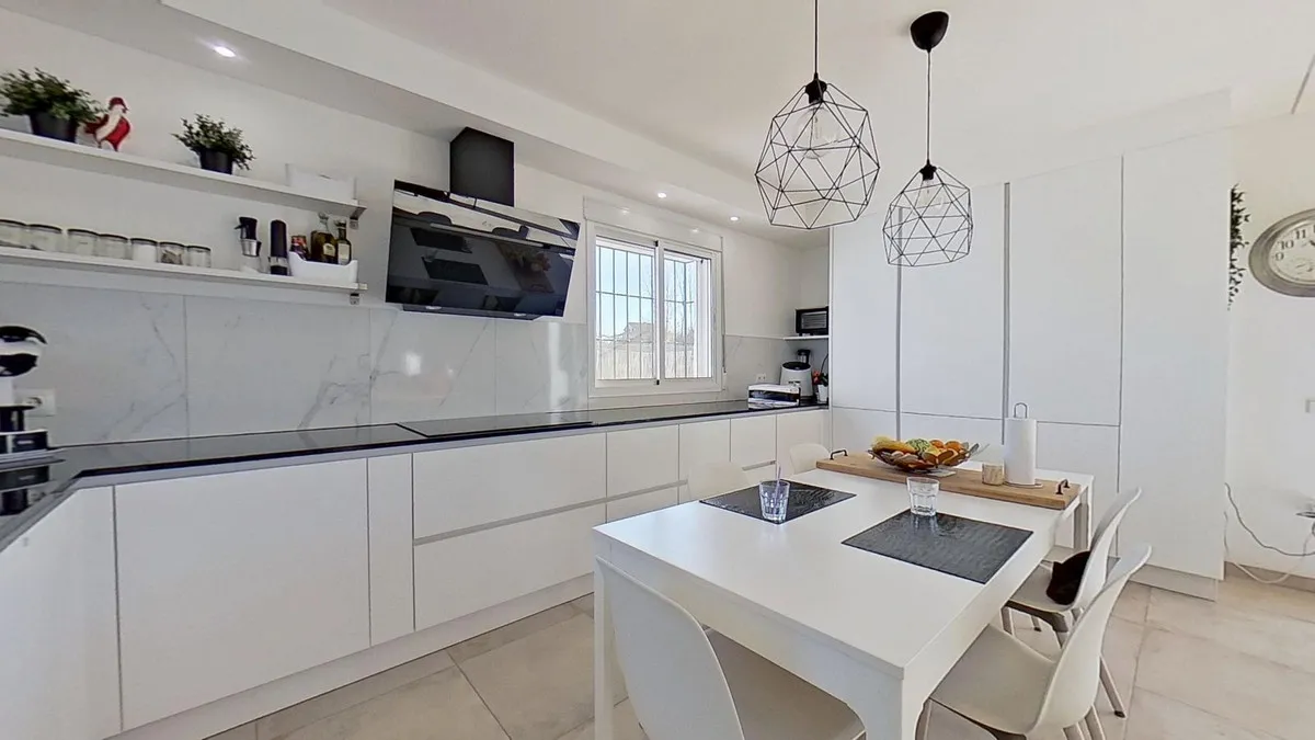 2ce800fa-5e13-4bf4-946b-25a6c7dae407