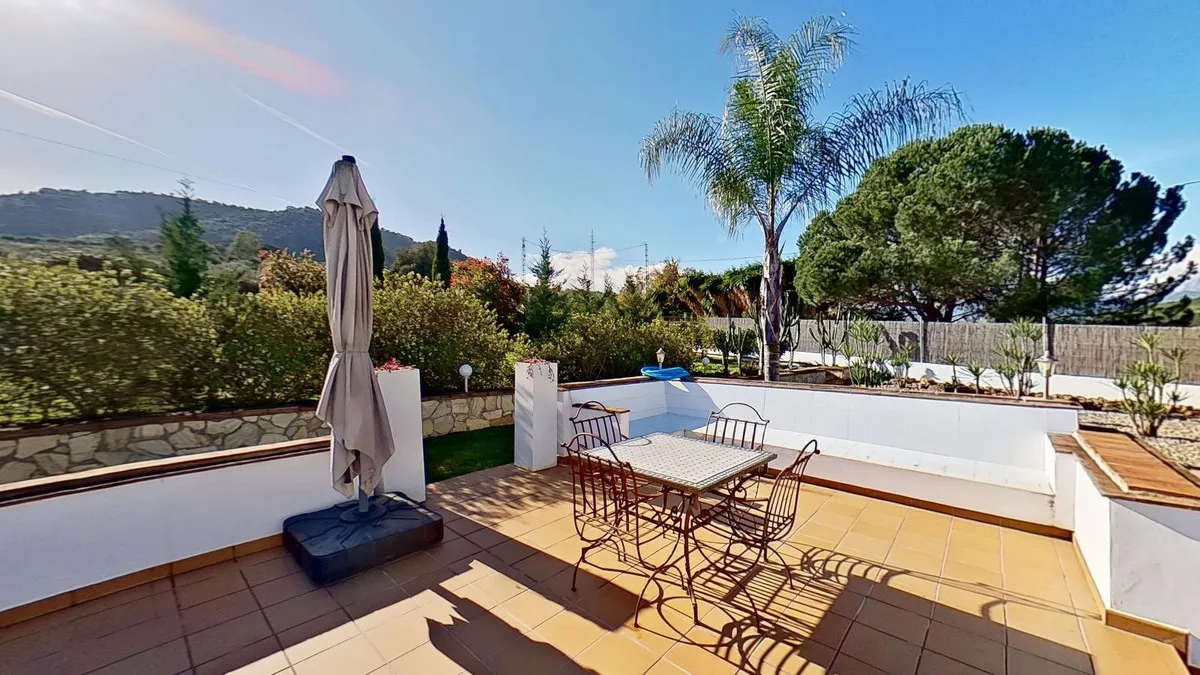 6ec541e5-6817-4ade-a99b-869a1d6b9e8a