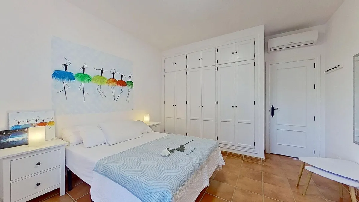 e86fddcc-5834-4946-aec6-3059a444f9e2