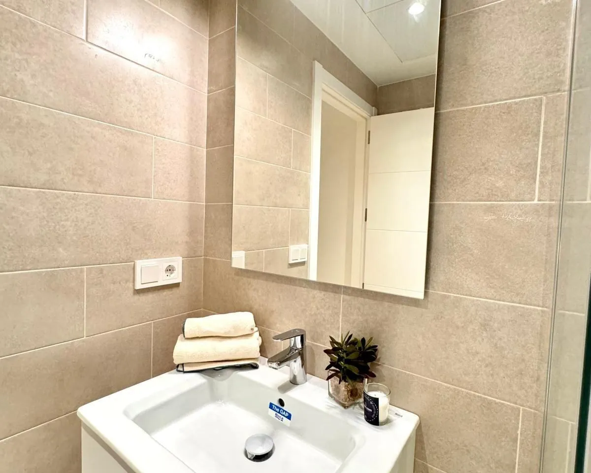 0c42bfda-b8ad-4d59-b202-35ed6fad83e2