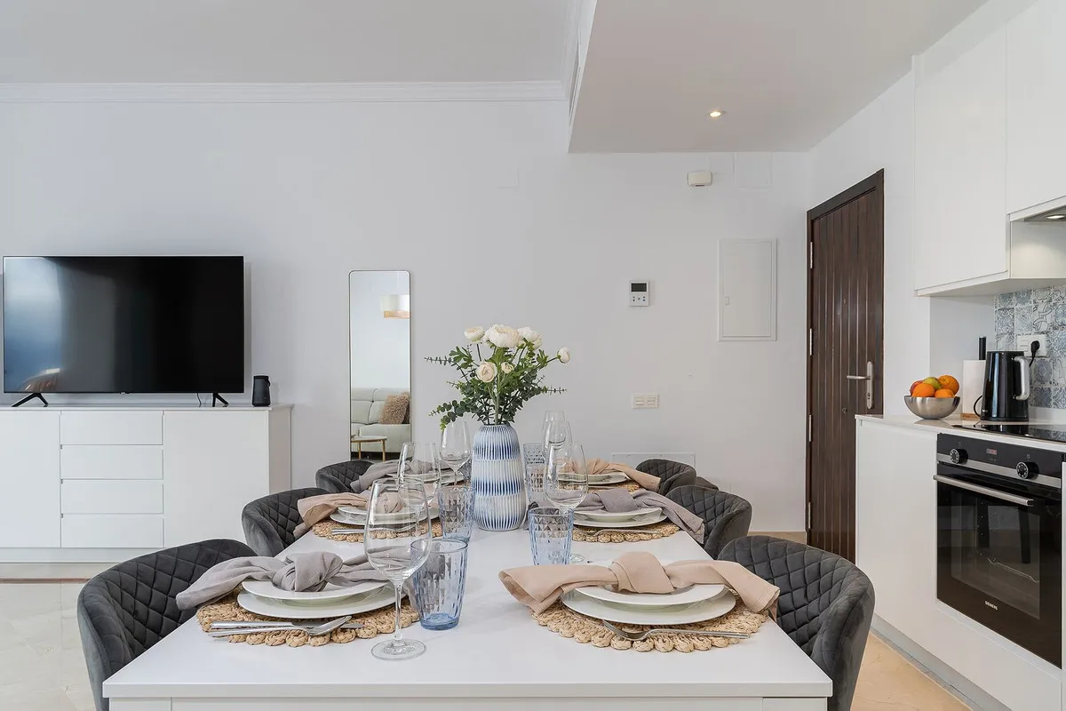 0f13dd06-1ef3-458c-8704-55946d836fc2