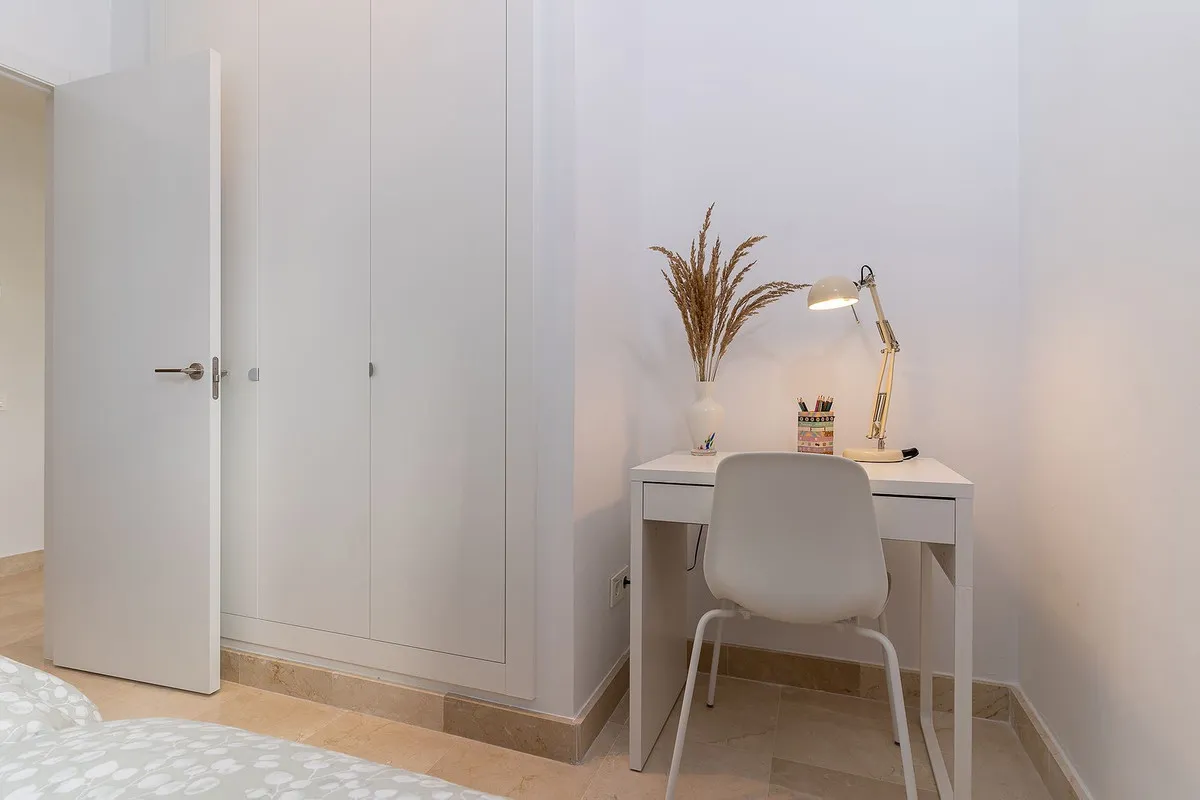 43a4d8ba-6070-423b-8b04-2aec7738edc0