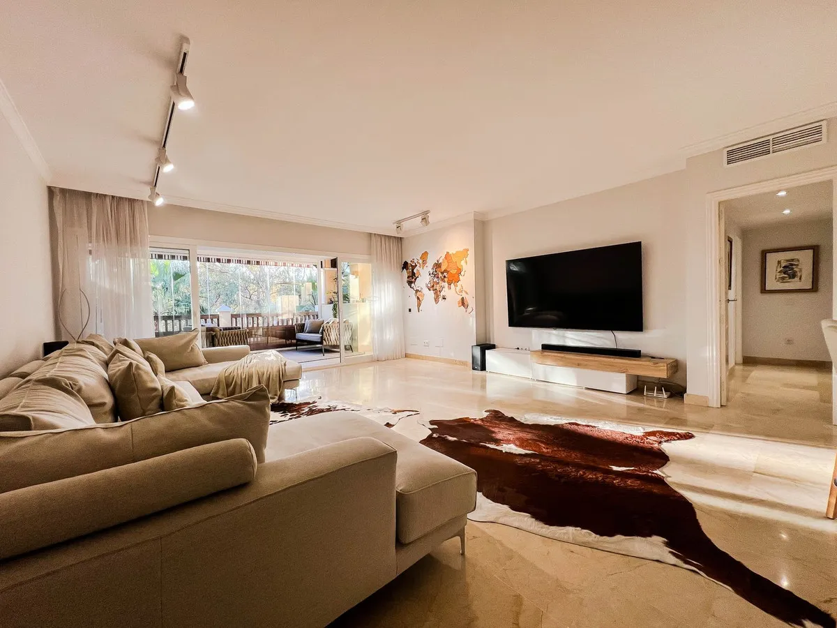 67dfdfe9-4964-4b1a-8d8d-65cd80e18aa9