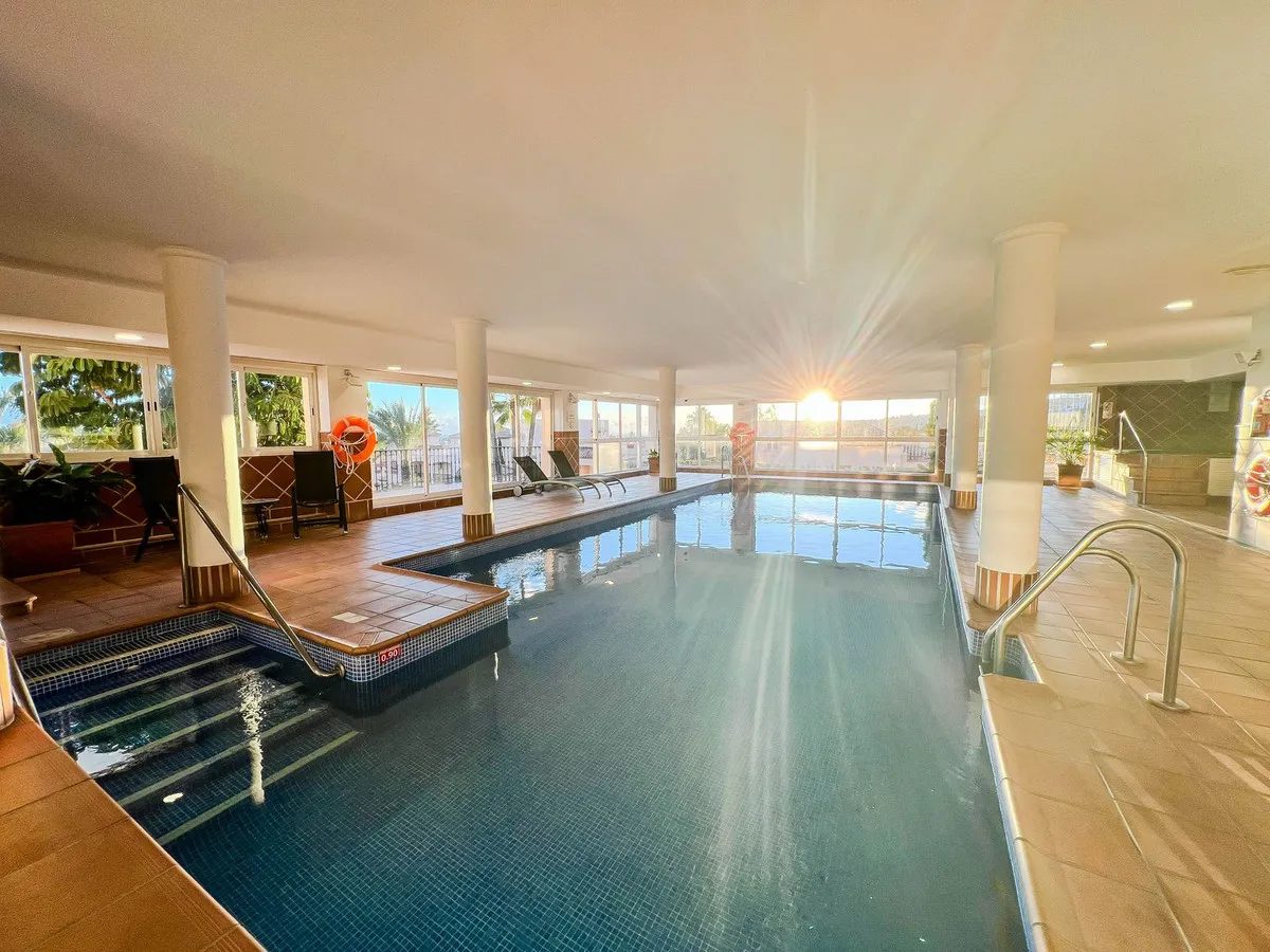 8c0b0600-bdf4-4298-b5b1-236d2900361e