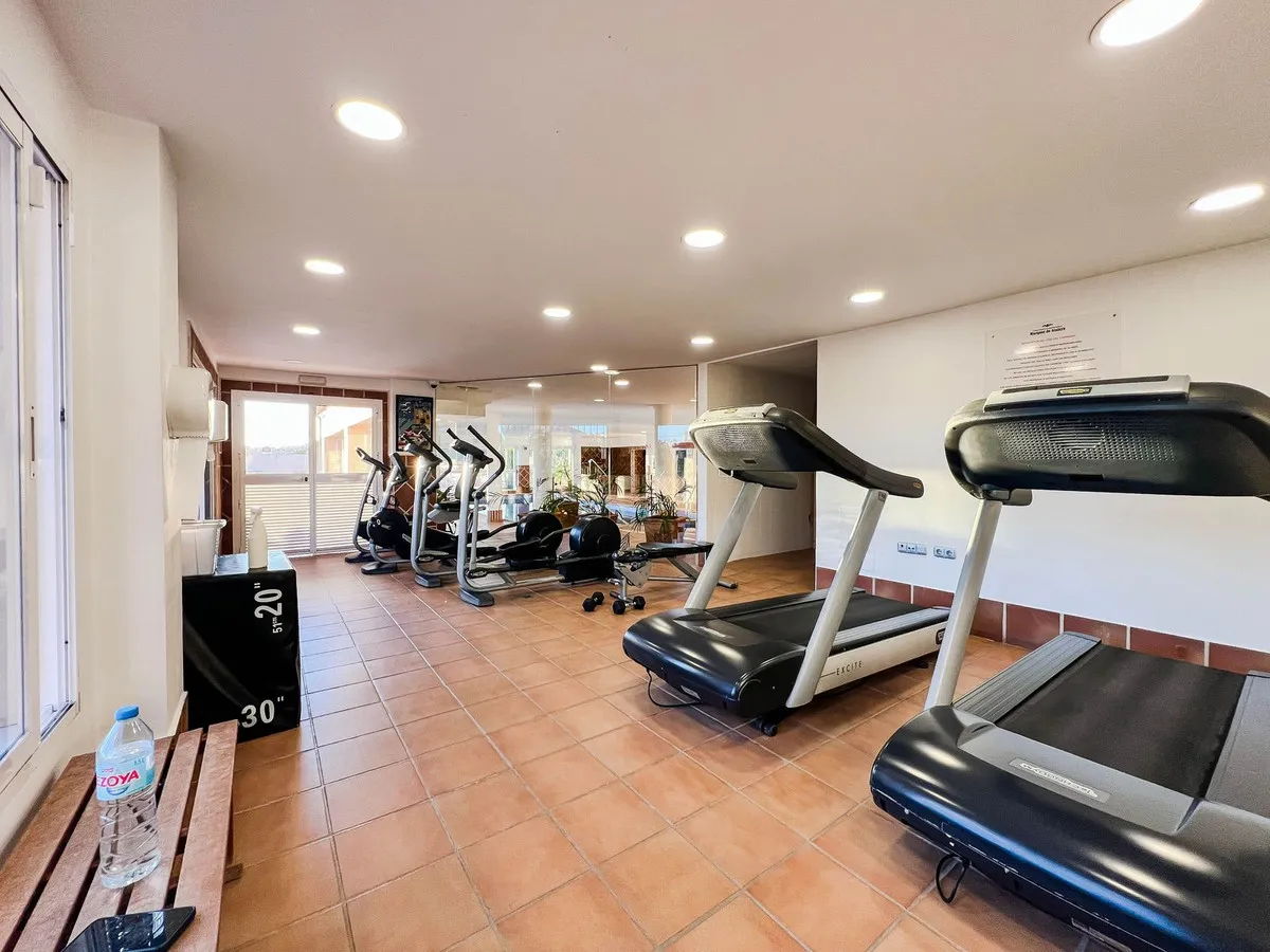 cfd1c896-0028-4a78-ada7-814eeed46b9c