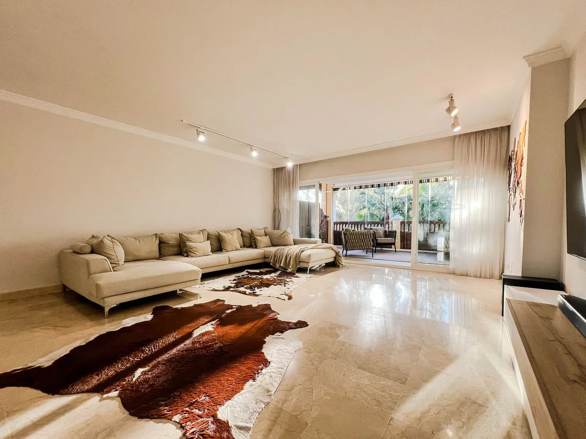 f52aff3b-b9b4-4c1b-b0d5-0553de523a09