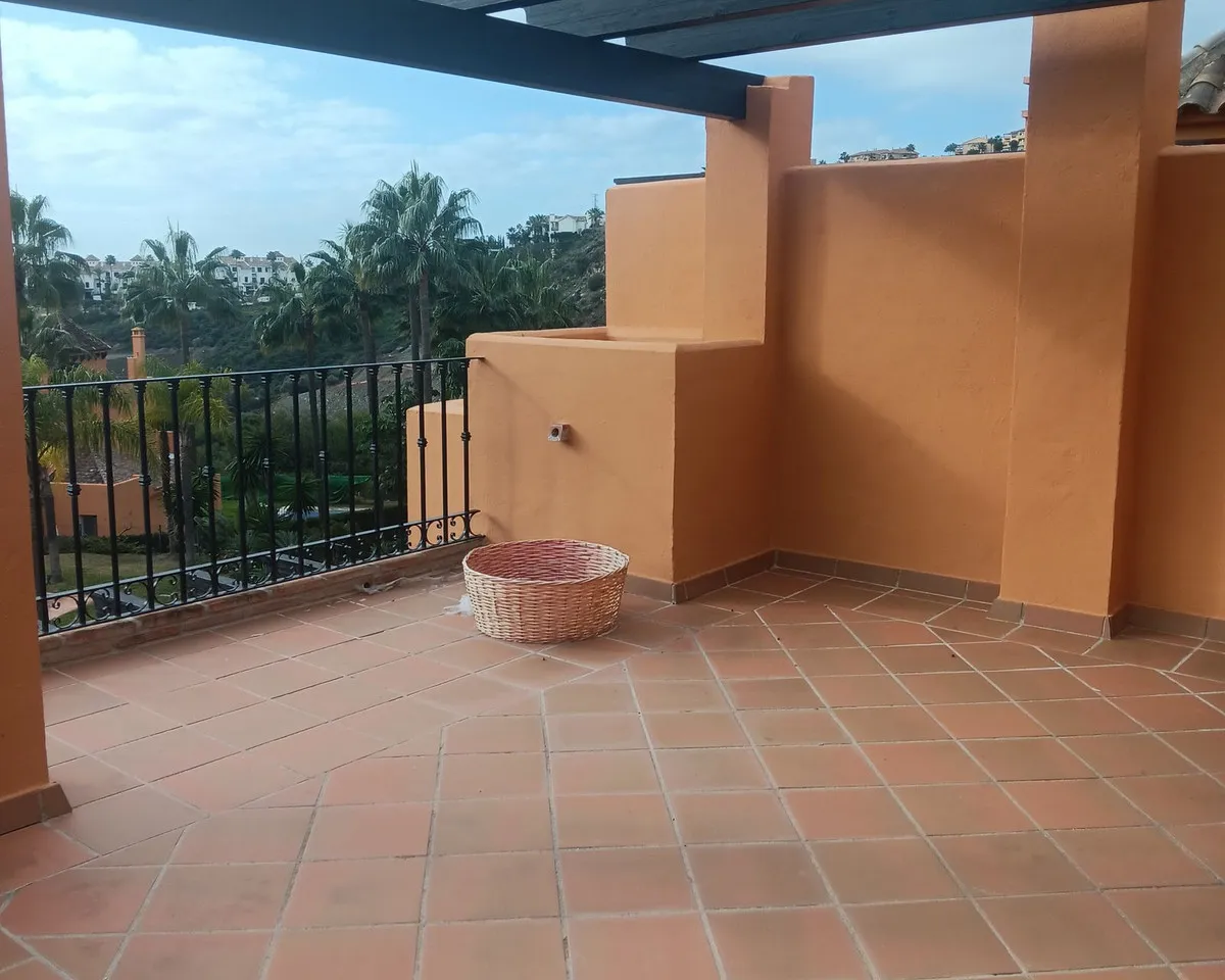 64097f9b-a771-4faf-92a2-689a06380649