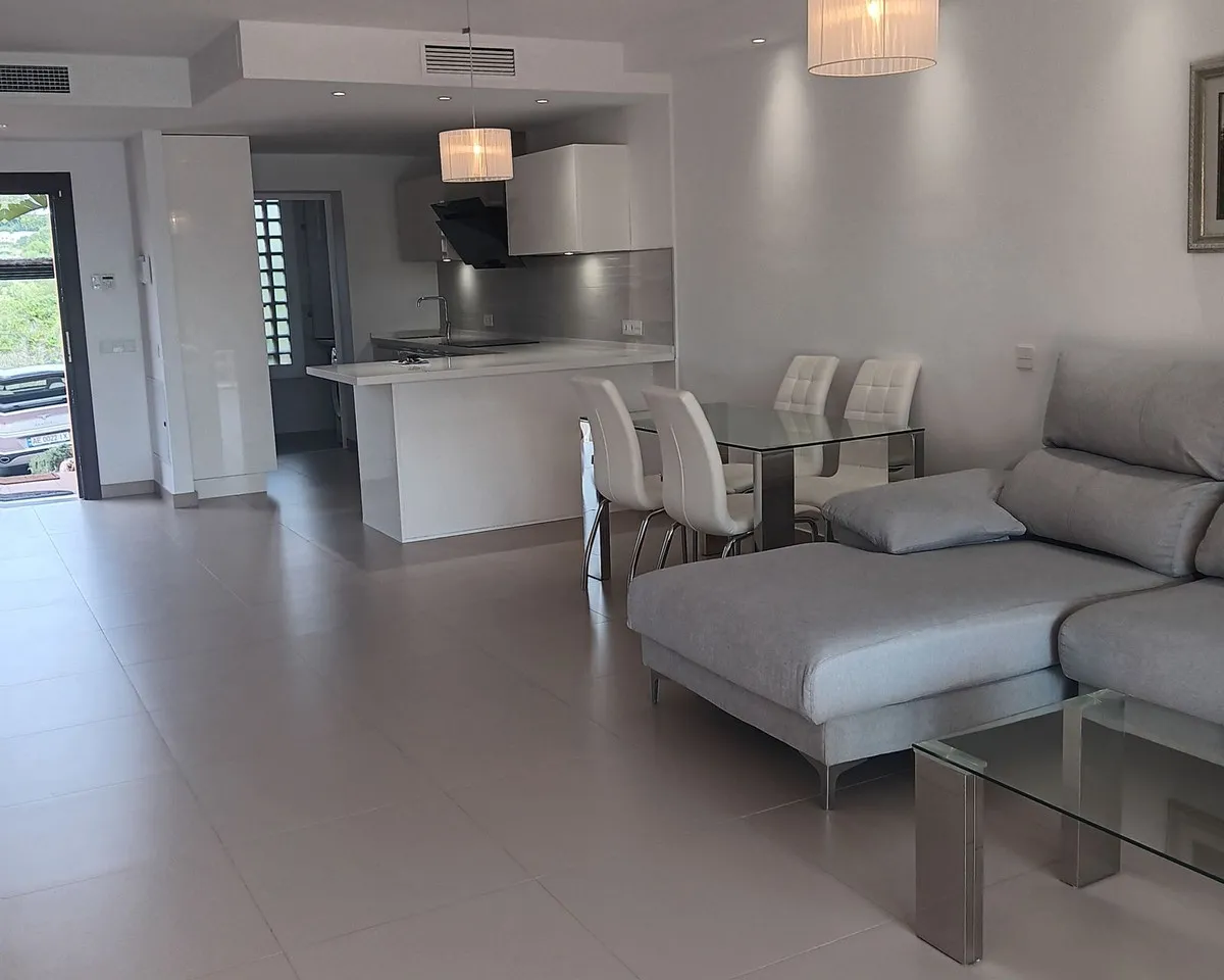 969fb933-90aa-4b60-a903-e986c978bccf