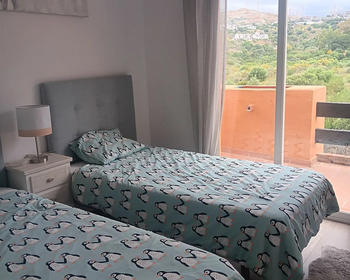 f96c116e-4875-4f6e-8fdc-a1be9ba9b45a